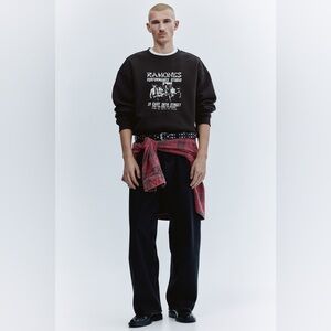 NWT Ramones Loose Fit Sweatshirt Size Large Oversized